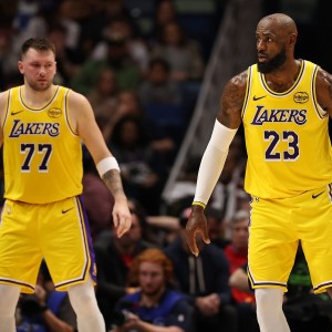 洛杉矶德比失利！湖记失眠：若湖人能像下半场那么防就会好很多