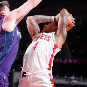 世界杯客户端安装-也不是没有会组织的人，但是火箭替补控卫就是没办法得到信任？